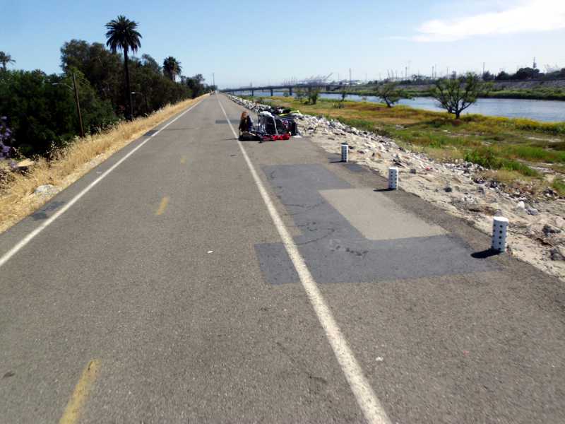 LA river bike path