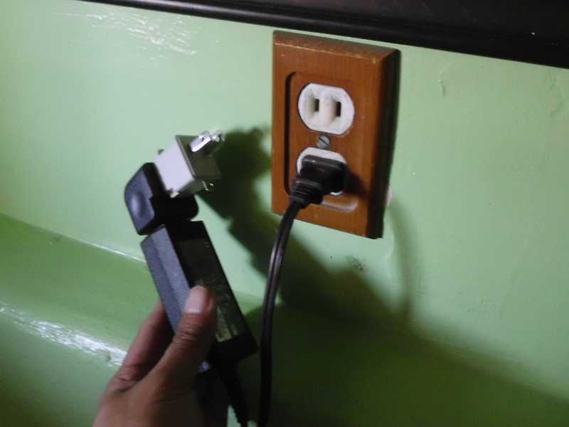 2 prong receptacle