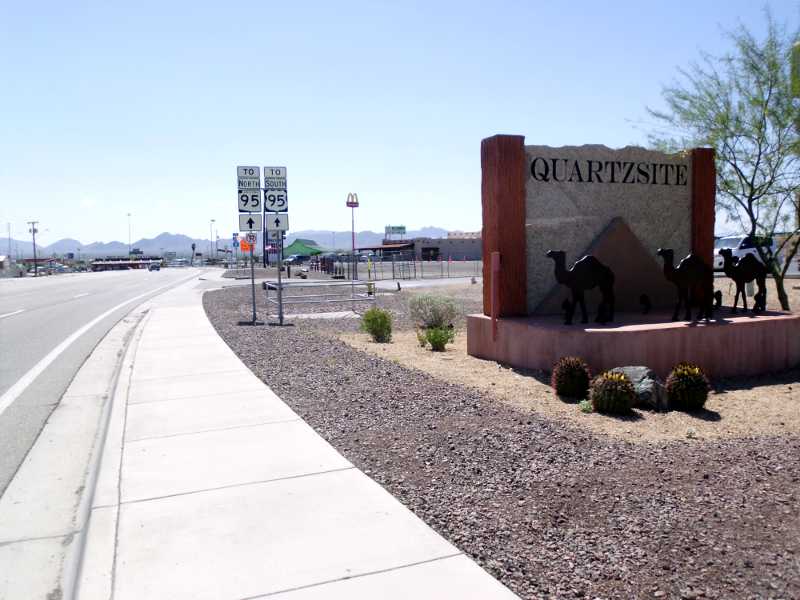 Quartzsite sign