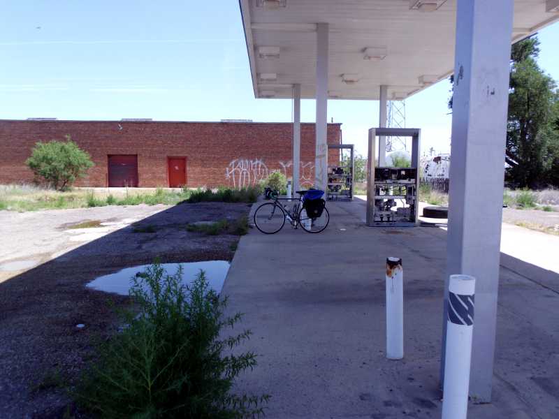 gas station shelter