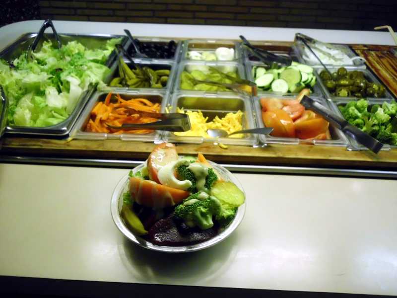 Salad bar at La Miranda