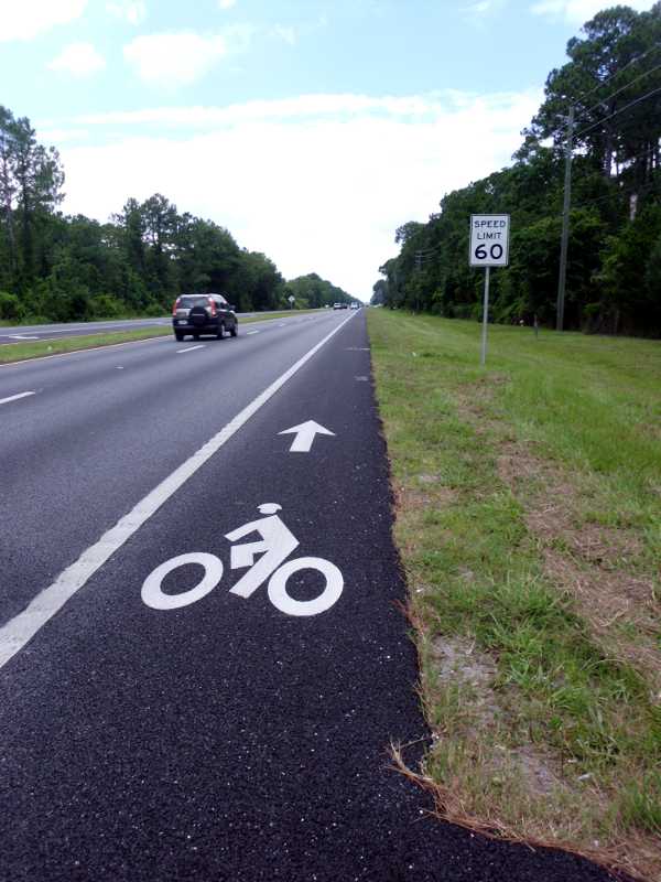 bike lane on hwy 1